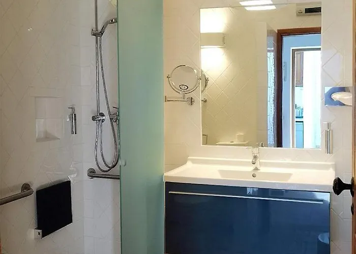 Aparthotel Quinta Eirinhas-jardim De Bonsai